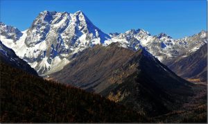 Baima-Snow-Mountain-in-Deqin-County-Diqing-15