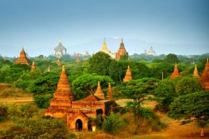 Balloons over Bagan Myanmar (12)