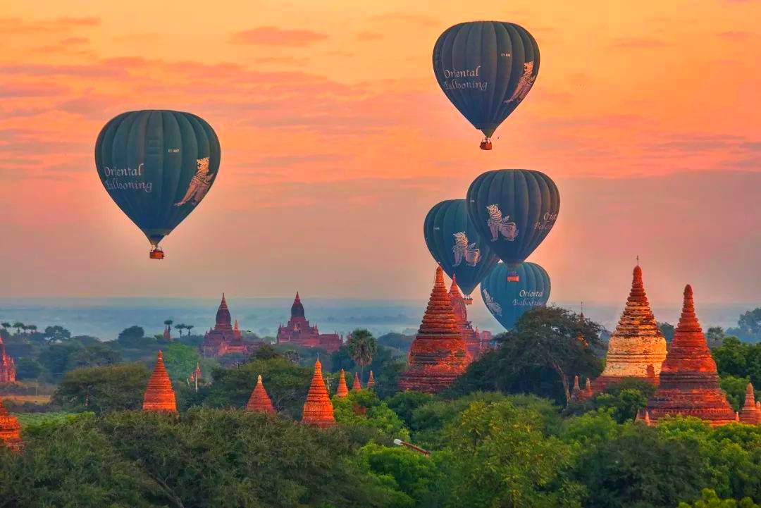 Balloons over Bagan Myanmar (14)