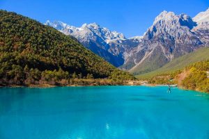 Blue Moon Valley and Baishuihe River in Lijiang (2)