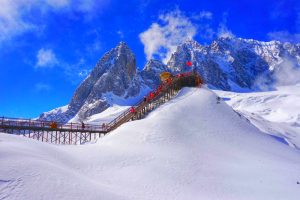 Glacier Park Cableway of Jade Dragon Snow Mountain in Lijiang (22)