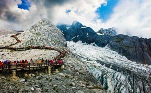 Glacier Park Cableway of Jade Dragon Snow Mountain in Lijiang (8)