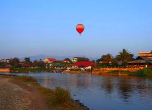 Hot Air Ballooning Vang Vieng, Laos (15)