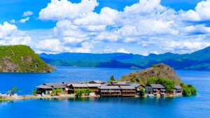 Lugu Lake in Lijiang (13)