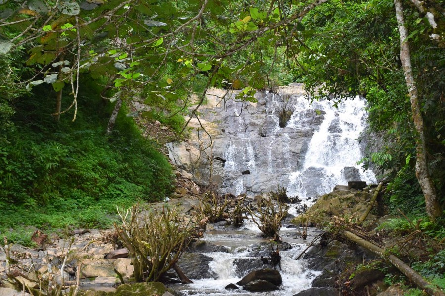 Nam Dee Waterfall in Luang Namtha, Laos (8)