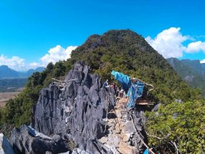 Pha Ngern View Point in Vang Vieng, Laos (2)