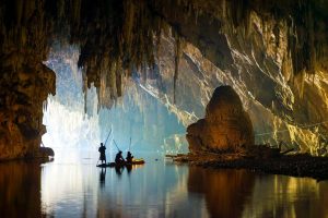 Tham Nam Water Cave in Vang Vieng, Laos (10)