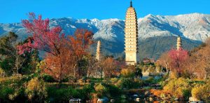 Three Pagodas and Chongsheng Temple in Dali (2)