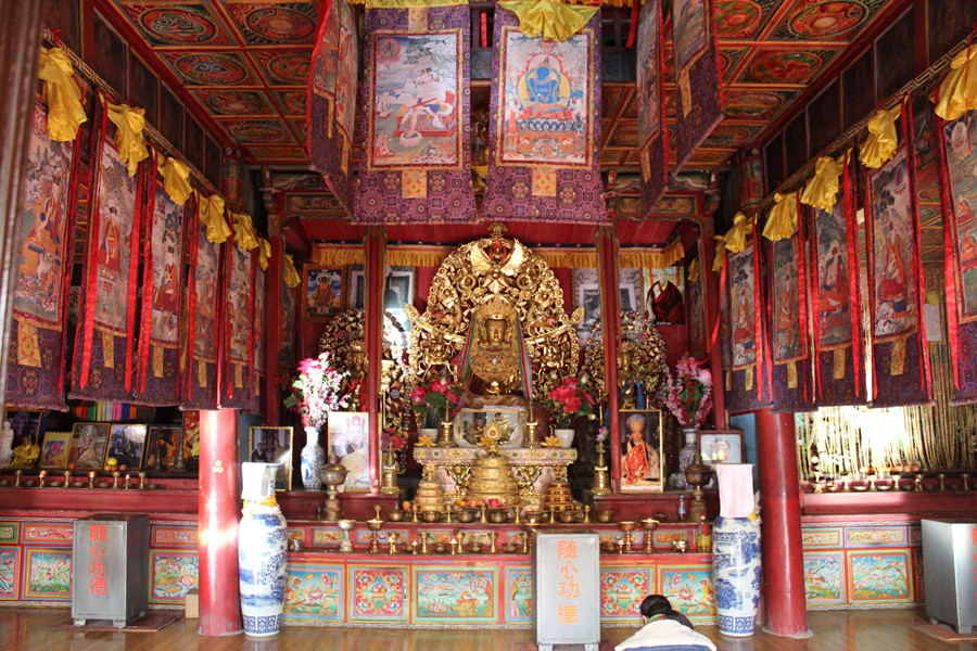 Yufeng-Monastery-Lijiang-06