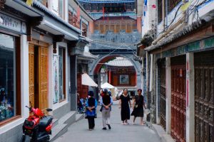 Zhoucheng Village of Bai Ethnic People in Dali (9)