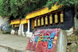 Drepung-Monastery-in-Lhasa-02