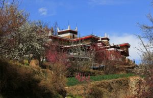 Jiaju-Tibetan-Village-in-Garze-03