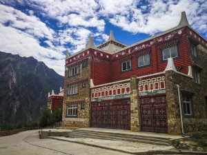 Jiaju-Tibetan-Village-in-Garze-08