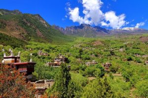 Jiaju-Tibetan-Village-in-Garze-14