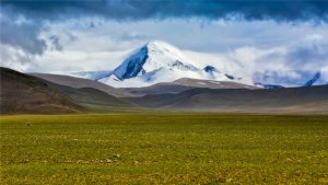 Shishapangma-Mountain-in-Nyalam-County-Shigatse-03