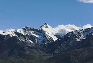 Shishapangma-Mountain-in-Nyalam-County-Shigatse-06