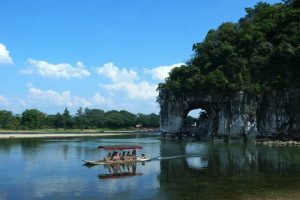 Elephant-Trunk-Hill-Xiangbishan-in-Guilin-05