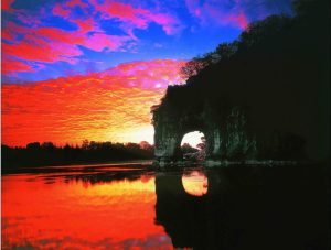 Elephant-Trunk-Hill-Xiangbishan-in-Guilin-11