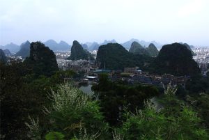 Folded-Brocade-Hill-in-Guilin-02