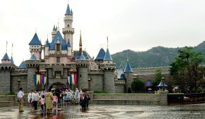 Hong-Kong-Disneyland-01