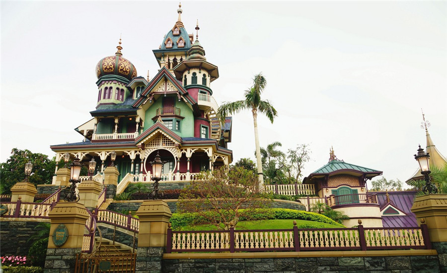 Hong-Kong-Disneyland-05