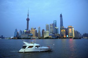 Huangpu-River-in-Shanghai-01