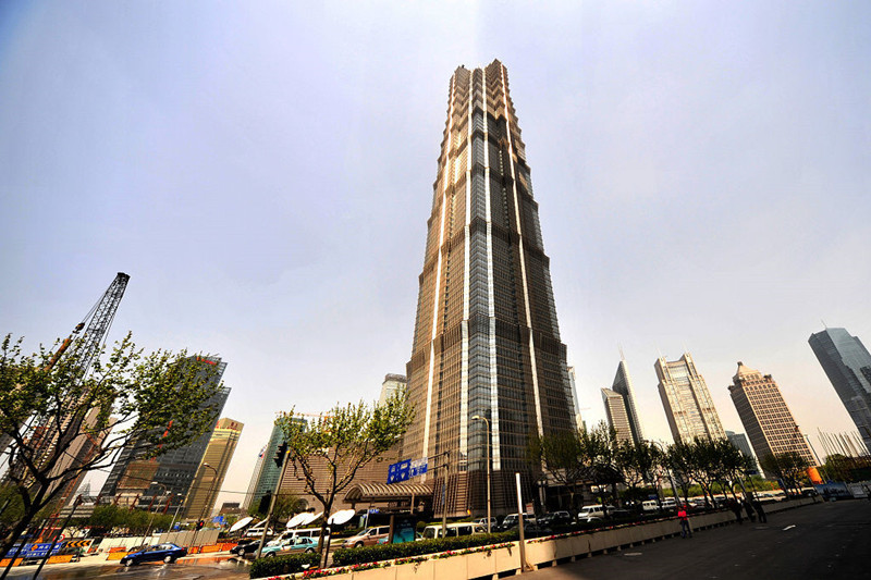 Jin-Mao-Tower-in-Shanghai-01