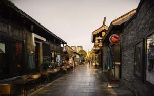 Kuanzhai-Alley-in-Chengdu-01