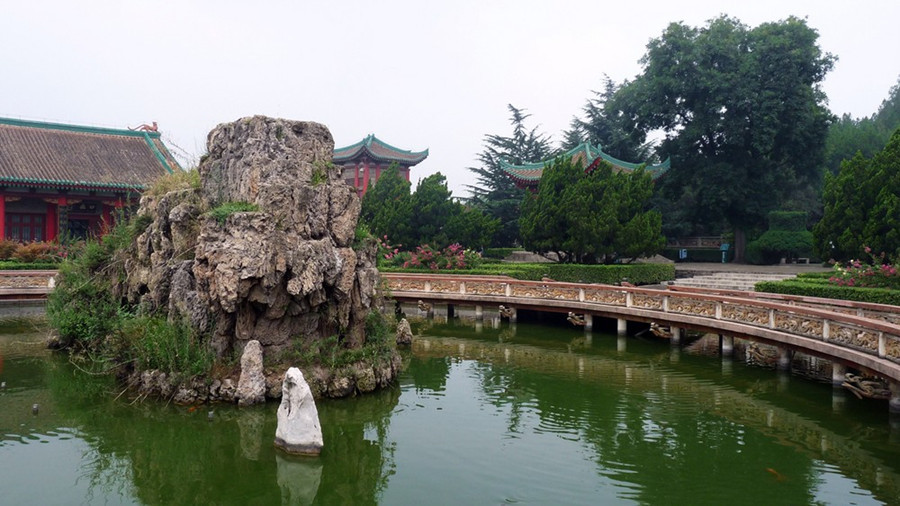 Maoling-Mausoleum-in-Xianyang-Xian-03