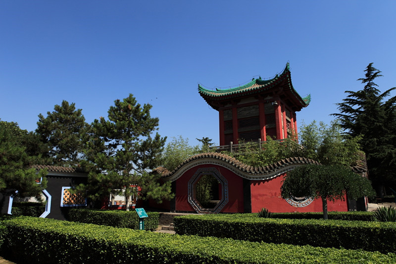 Maoling-Mausoleum-in-Xianyang-Xian-12