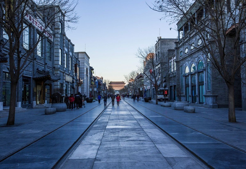 Qianmen-Street-in-Beijing-10