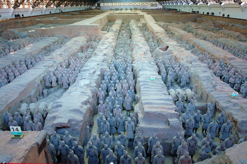 Terracotta-Army-Terra-Cotta-Warriors-and-Horses-Museum-Xian-16