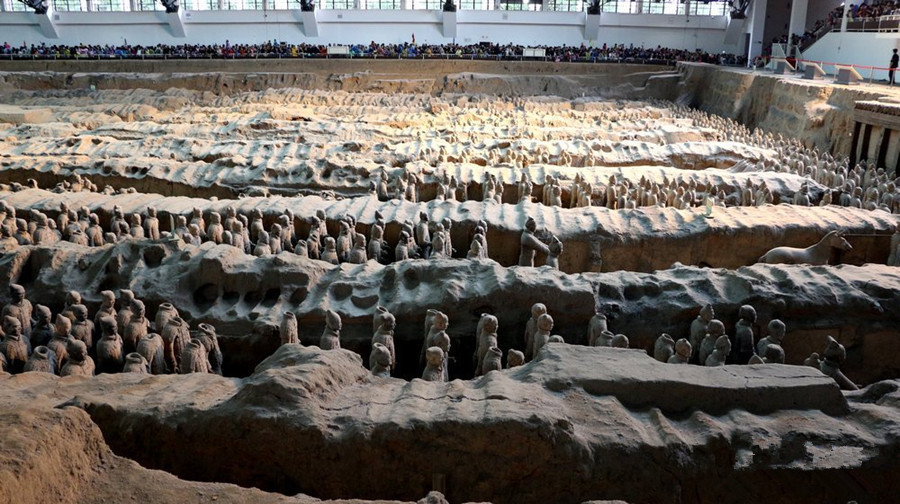 Terracotta-Army-Terra-Cotta-Warriors-and-Horses-Museum-Xian-19