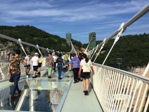 The-Glass-Bridge-in-Zhangjiajie-Grand-Canyon-05