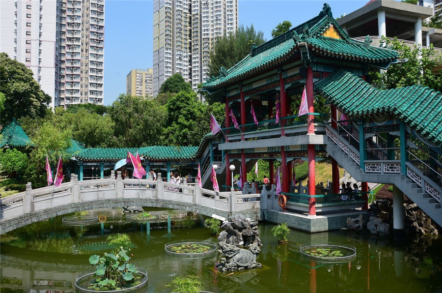 Wong-Tai-Sin-Temple-in-Hong-Kong-11