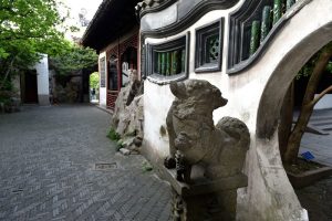 Yuyuan-Garden-in-Shanghai-10