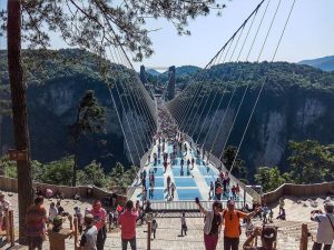 Zhangjiajie-Grand-Canyon-Glass-Bridge-08