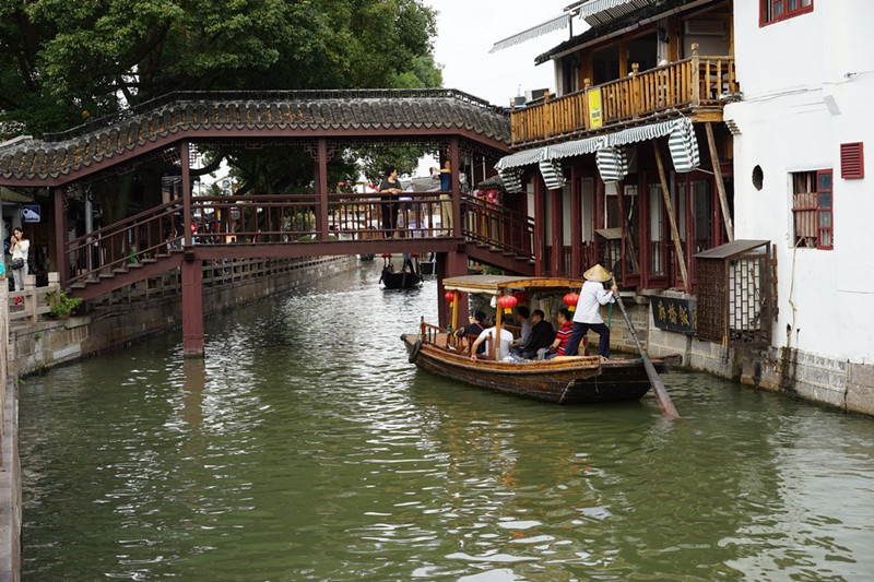 Zhujiajiao-Water-Town-in-Shanghai-14