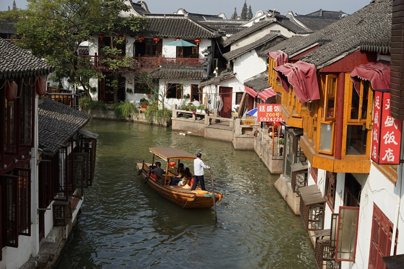 Zhujiajiao-Water-Town-in-Shanghai-15