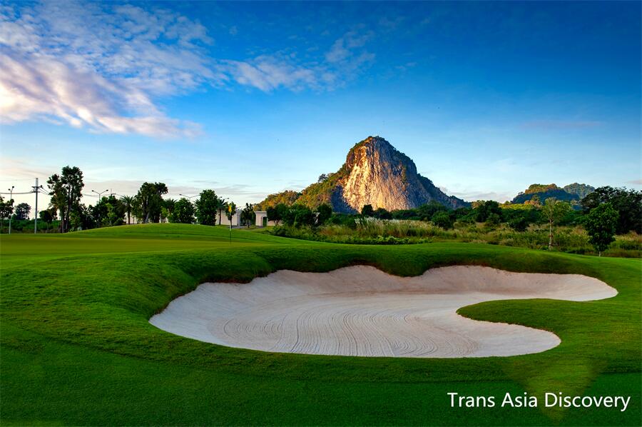 Chee Chan Golf Resort in ChonBuri (1)