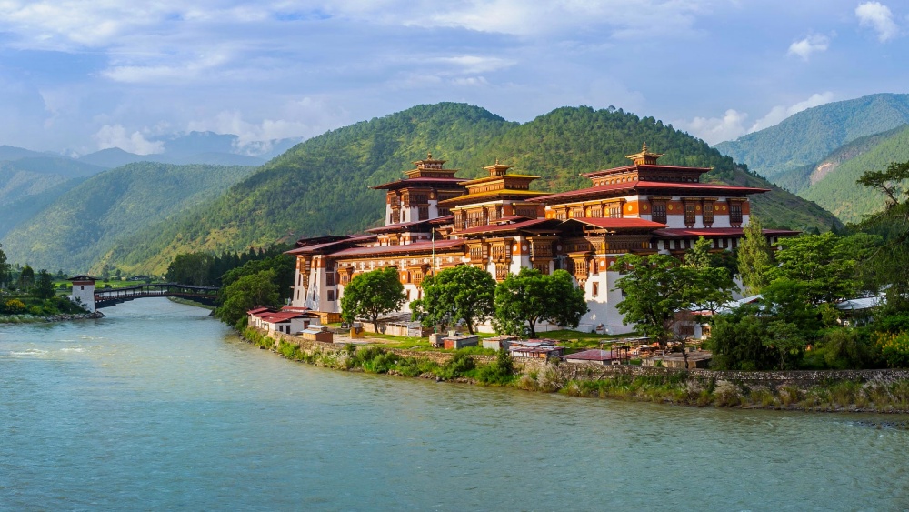 Mo Chhu River in Punakha, Bhutan (2)