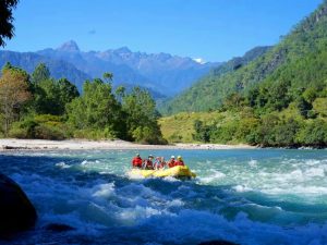 Mo Chhu River in Punakha, Bhutan (5)