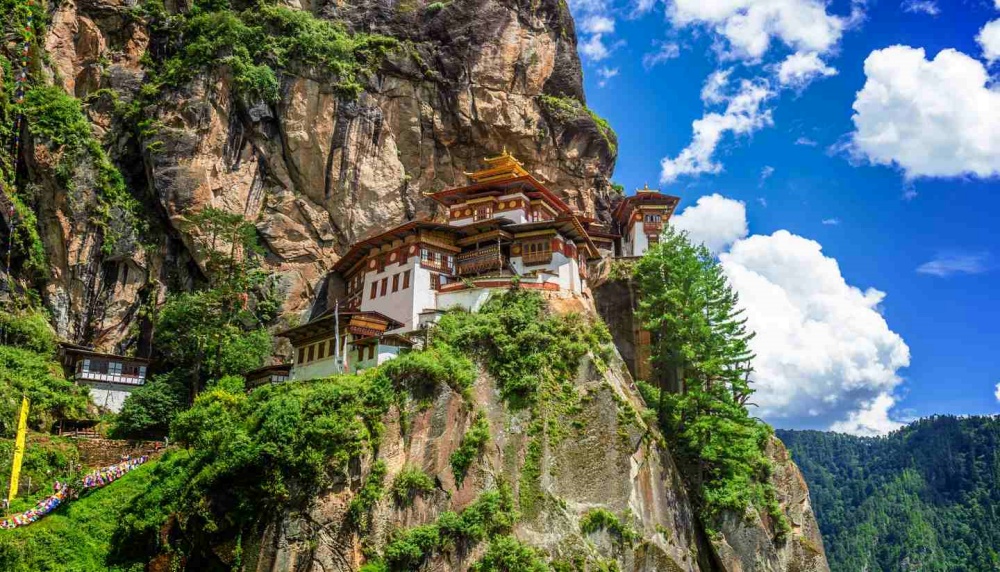 Paro Taktshang Goemba Monastery in Bhutan (4)