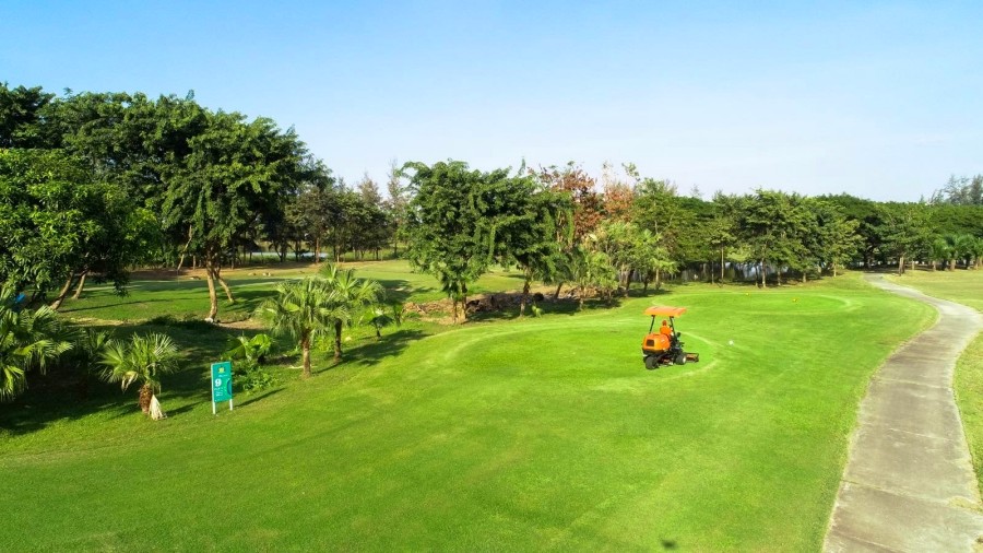 Royal Mingalardon Golf and Country Club in Yangon, Myanmar (31)