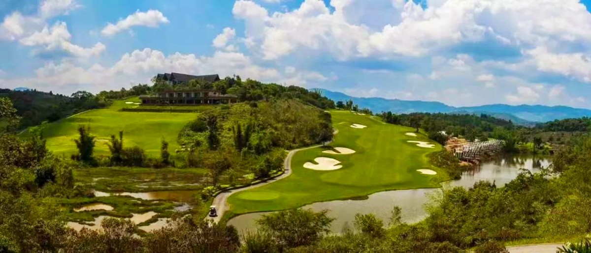 XishuangBanna Wild Elephant Golf Club in Yunnan (7)