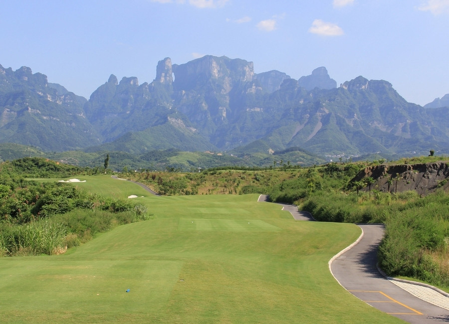 Zhangjiajie-Golf-Club-02