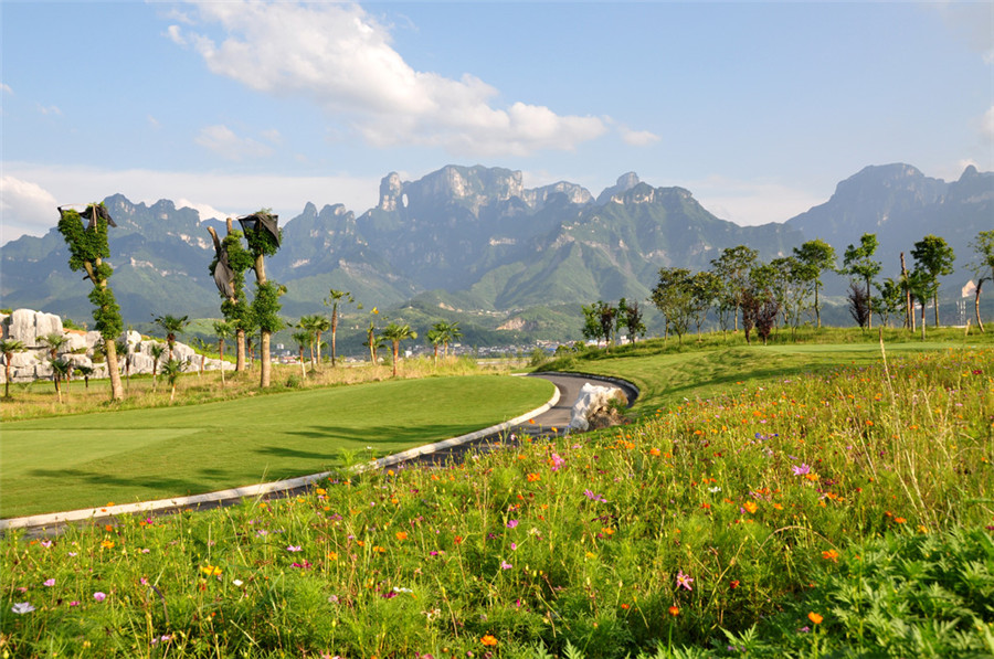 Zhangjiajie-Golf-Club-03