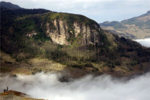 Azheke Rice Terraces in Yuanyang County (19)