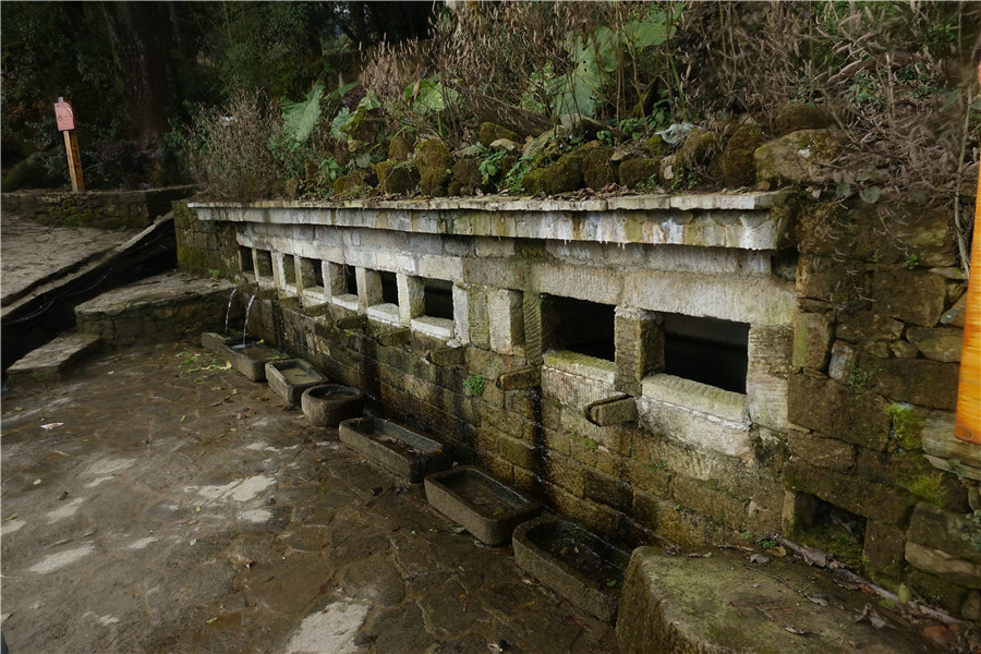 Travel-to-Azheke-Village-and-Azheke-Rice-Terraces-in-Yuanyang-County-08