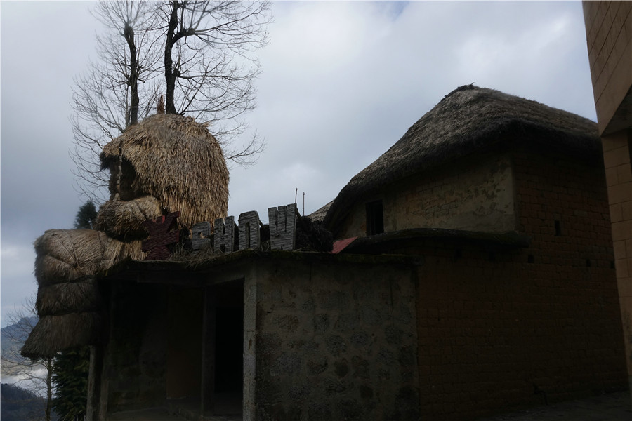 Travel-to-Azheke-Village-and-Azheke-Rice-Terraces-in-Yuanyang-County-16